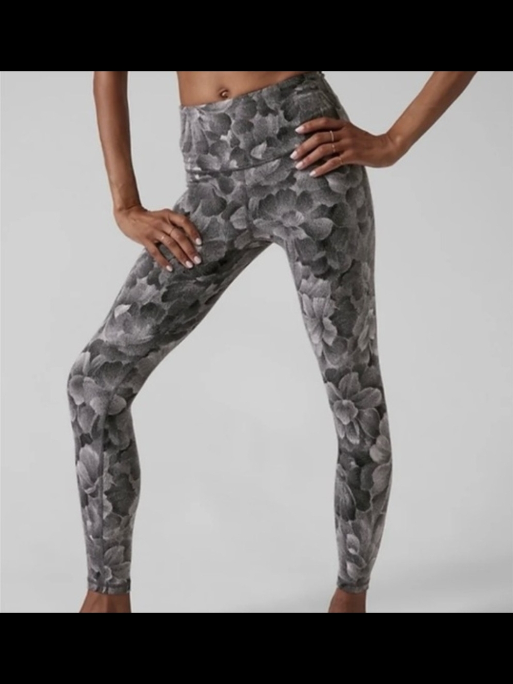 Athleta Elation Textured Tight Leggings Grey Black Floral Size M